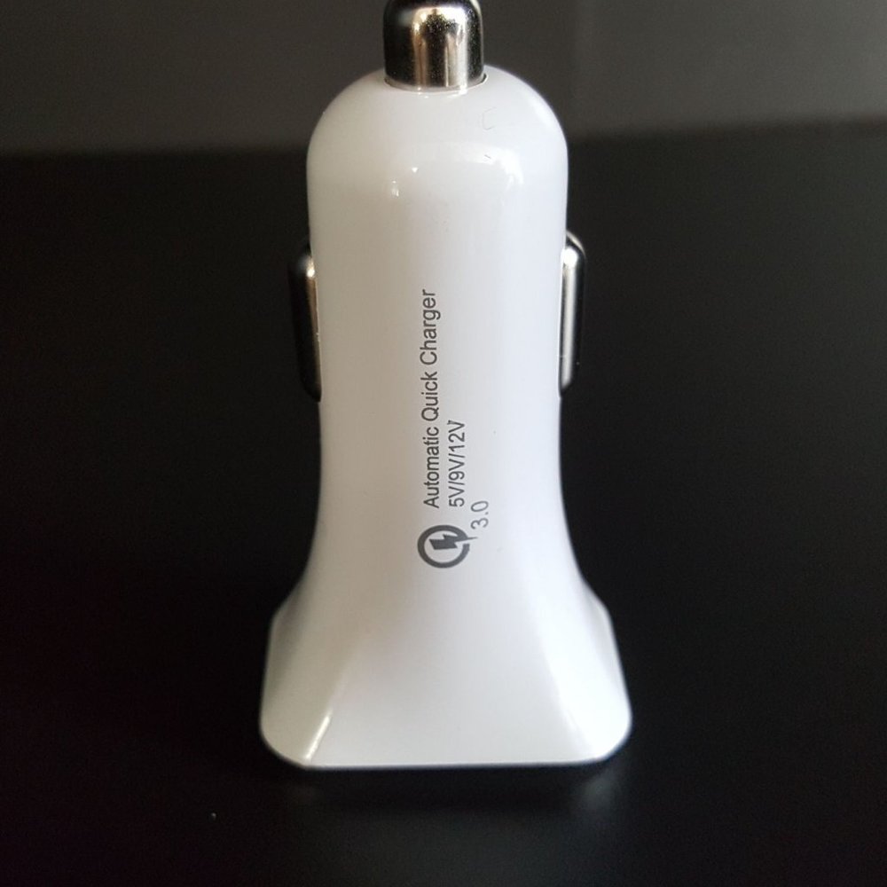 Fast PD Car Charger Dual Port Type C and USB A Port - Picture 3 of 3